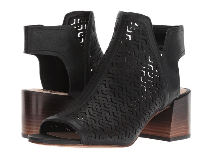 Vince Camuto - Sternat