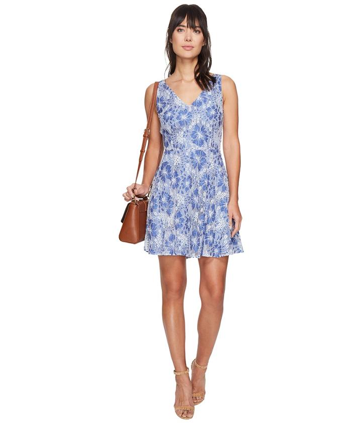 Bb Dakota - Chastain V-neck Lace Dress