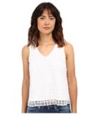 Kensie - Diamond Grid Lace Top Ks4k4292