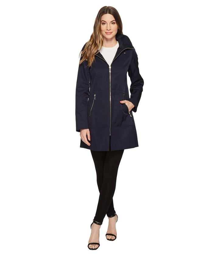 Ivanka Trump - Hooded Raincoat