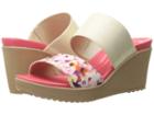 Crocs - Leigh Ii 2-strap Graphic Wedge