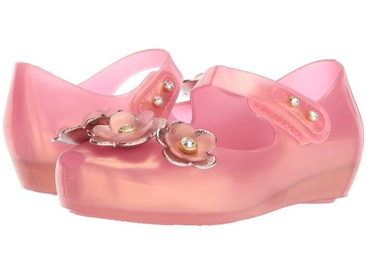 Mini Melissa - Mini Ultragirl Special