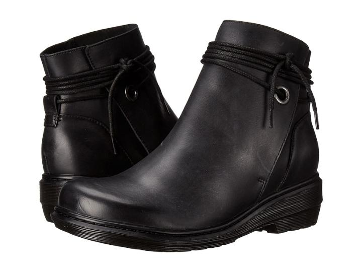 Dr. Martens - Shelby Hi Tie Boot