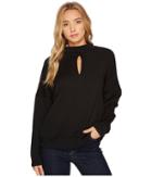 Heather - Delta Keyhole Top