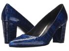 Stuart Weitzman - Pinnacle