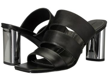 Kendall + Kylie - Leila