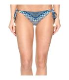 Lucky Brand - Nomad Chevron Reversible Side Tie Bottom