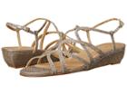 Stuart Weitzman - Turningdown