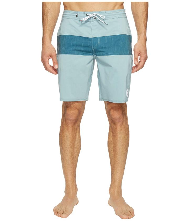 Quiksilver - Panel Blocked 19 Beach Shorts