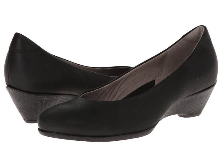 Ecco Sculptured 45 Wedge Pump