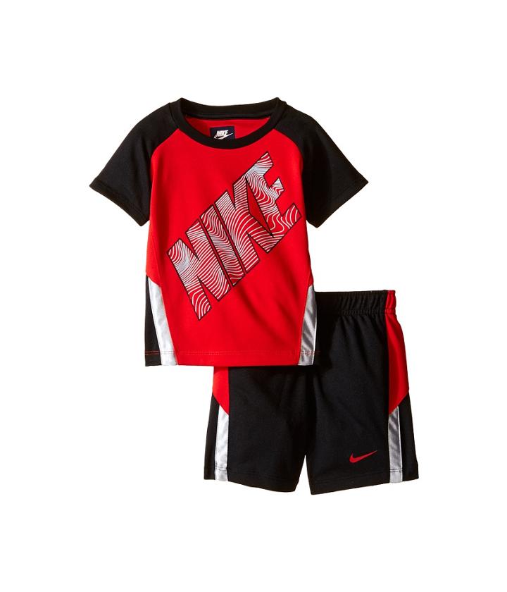 Nike Kids - Raglan Short Sleeve Shorts Set