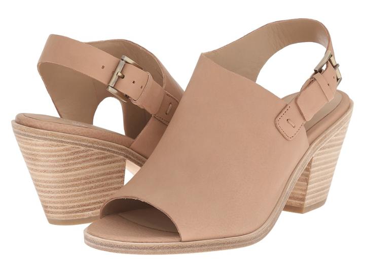 Eileen Fisher - Glance