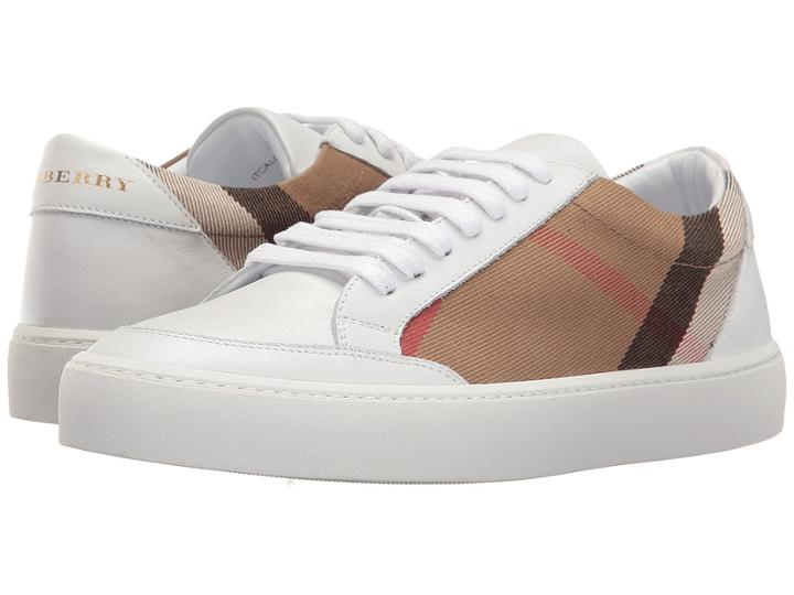 Burberry - Almond