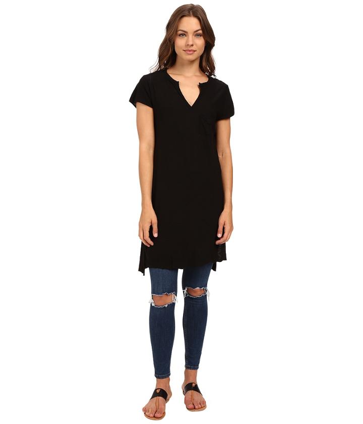 Culture Phit - Nadra V-neck Short Sleeve Top