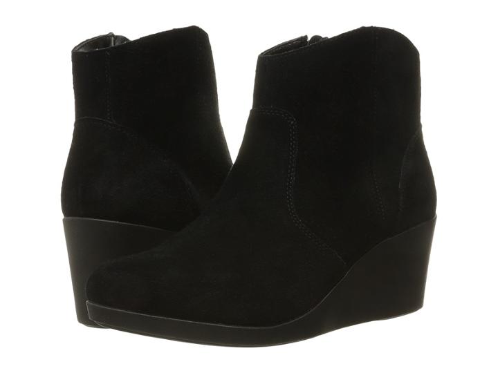 Crocs - Leigh Suede Wedge Bootie