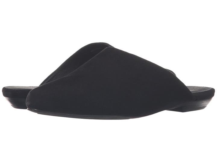 Eileen Fisher - Blog