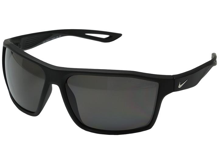 Nike - Legend P