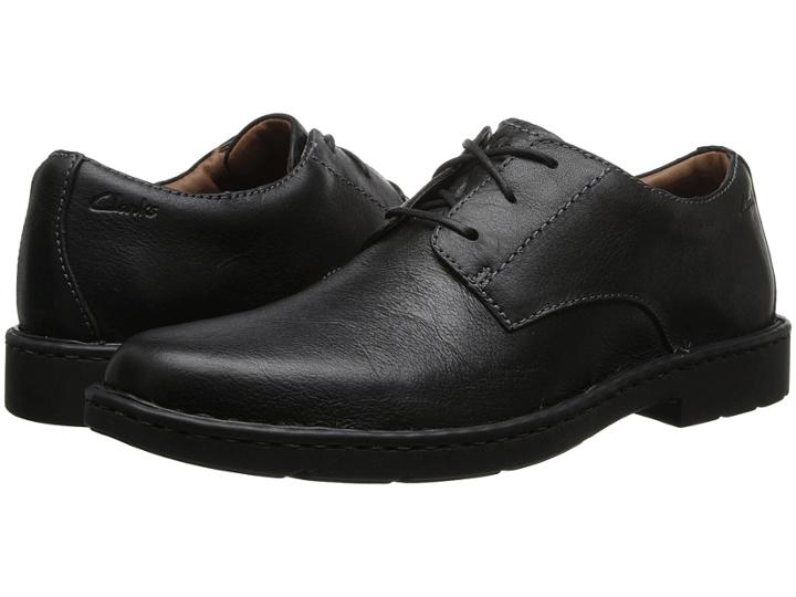 Clarks - Stratton Way
