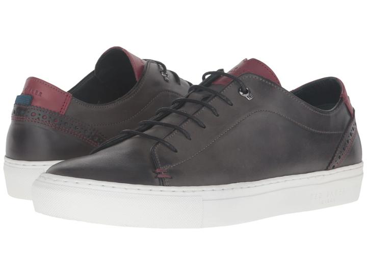 Ted Baker - Kiing