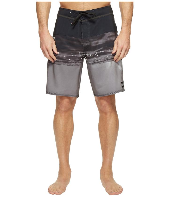 Quiksilver - Hold Down Vee 19 Boardshorts