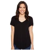 Culture Phit - Flynn V-neck Short Sleeve Top
