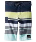 Quiksilver Kids - Everyday Stripe 14 Boardshorts