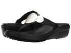 Crocs - Sanrah Embellished Wedge Flip