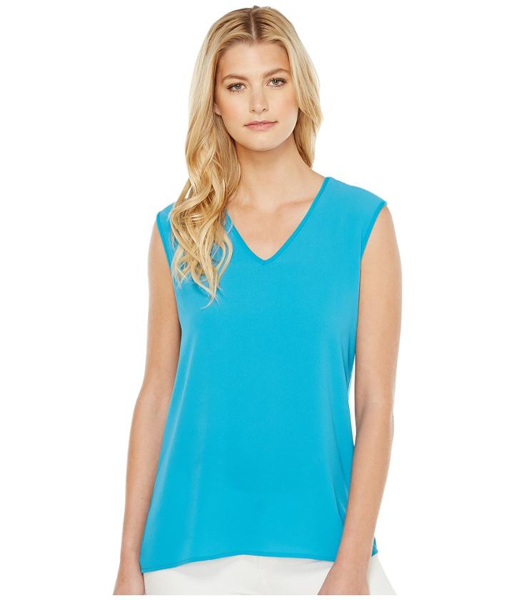 Vince Camuto - Extend Shoulder V-neck Mix Media Textured Top