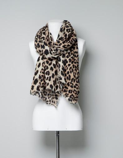 Soft Leopard Print Scarf