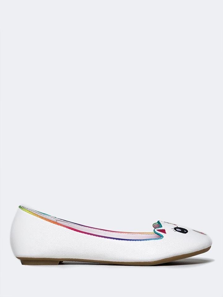 Cute To The Core Uniponi Flat **presale**
