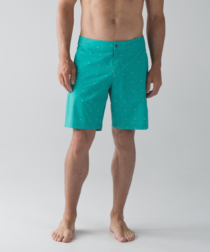 Lululemon Commission Short 9 *swim