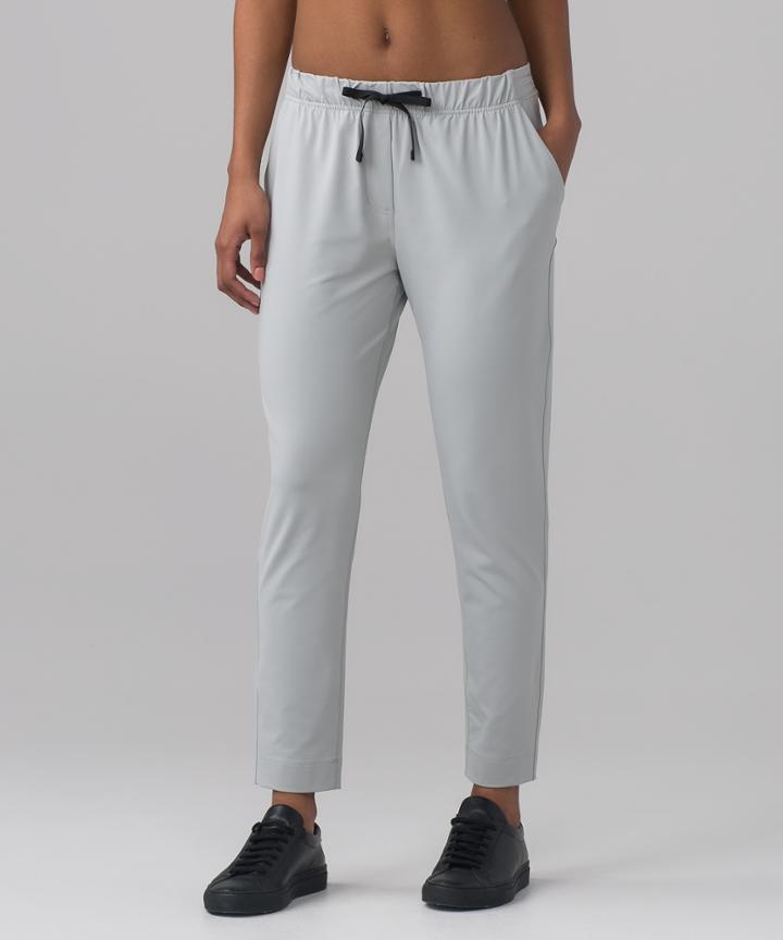 Lululemon Jet Crop (slim) *luxtreme 25.5