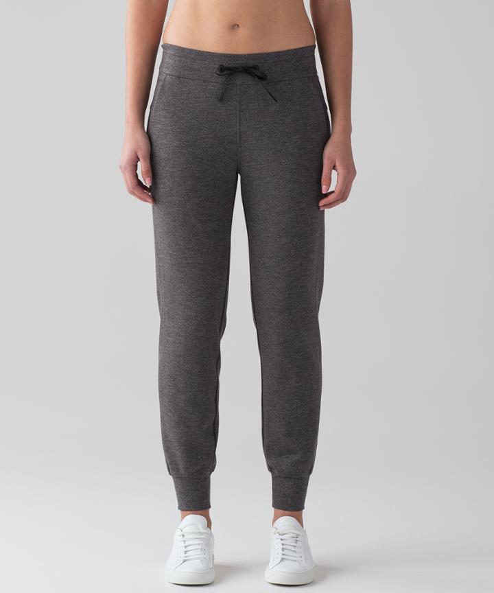 Lululemon On Track Jogger *28