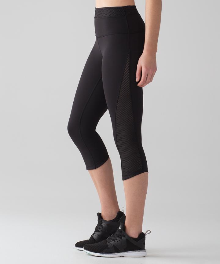 Lululemon Keep Score Crop *17