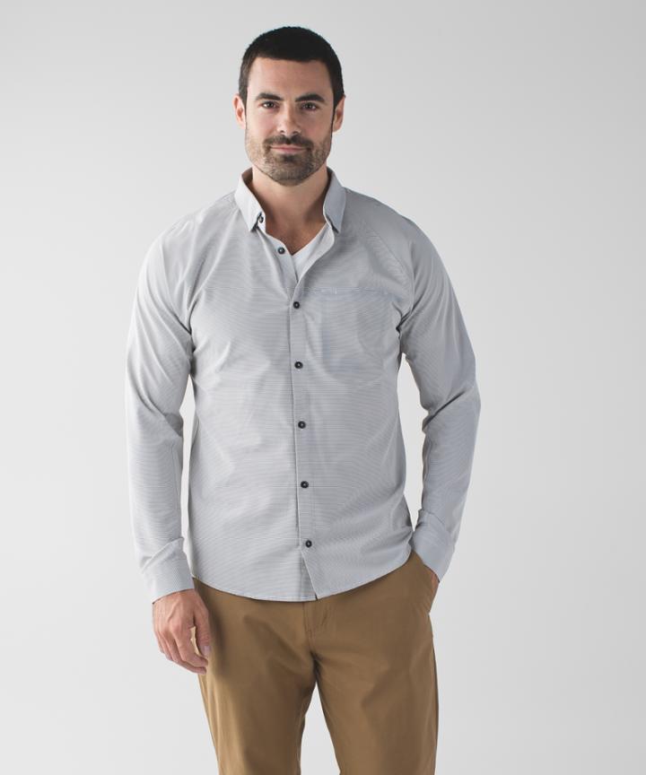 Lululemon Voyage Long Sleeve Buttondown
