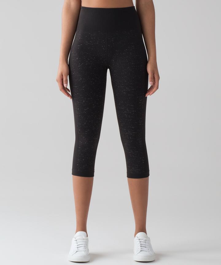 Lululemon Free To Flow Crop *17