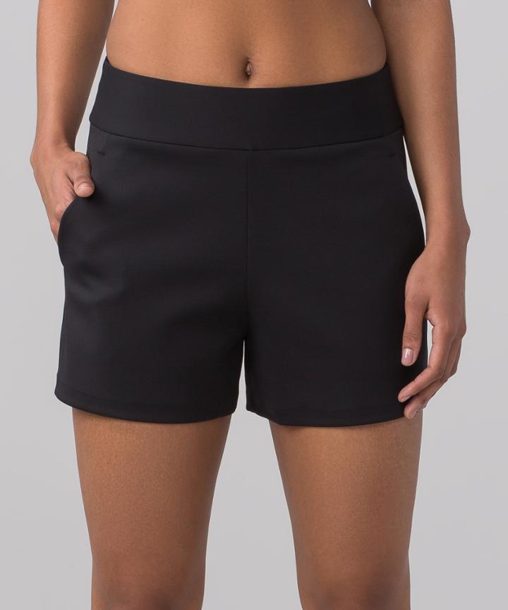 Lululemon Shaped Short *solid 3