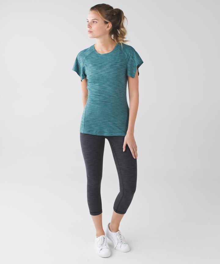 Lululemon &go Take-off Tee